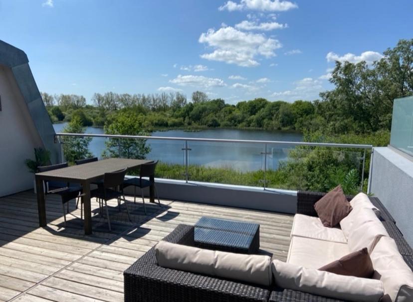 Reed Warbler - Hm111 - Lower Mill Estate Penthouse Apartment With Spa Access Somerford Keynes Εξωτερικό φωτογραφία